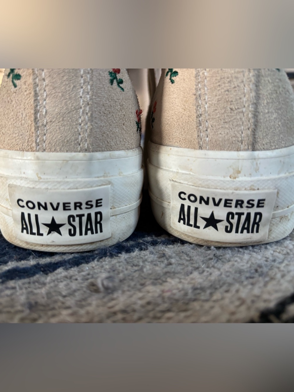 Converse Beige High Top Sneakers with Floral Embroidery - Picture 4 of 10